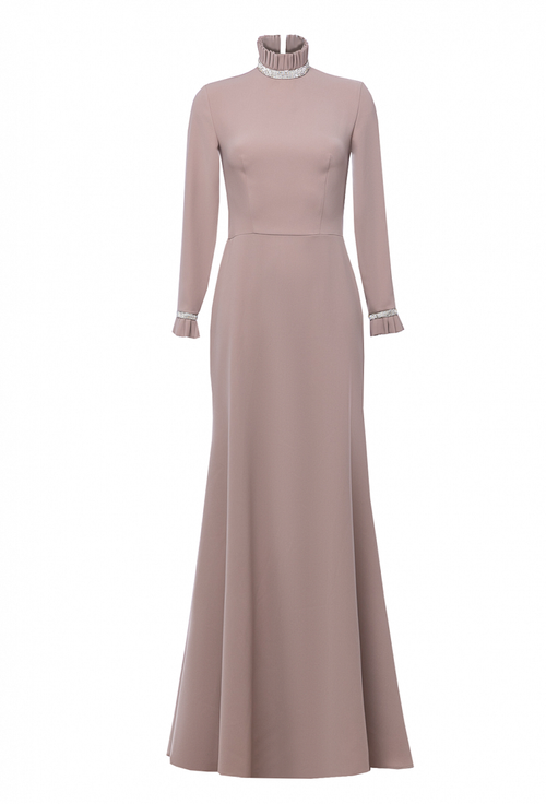 Длинное платье из крепа силуэт-рыбка бежевое 16-05-23 FW