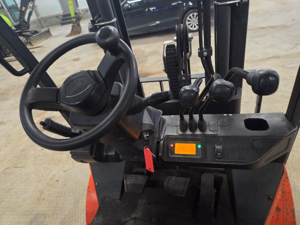 NOBLELIFT FD* Вилочный погрузчик FD18N (Дизельный, 2,3 л, 41 л.с. АТ)