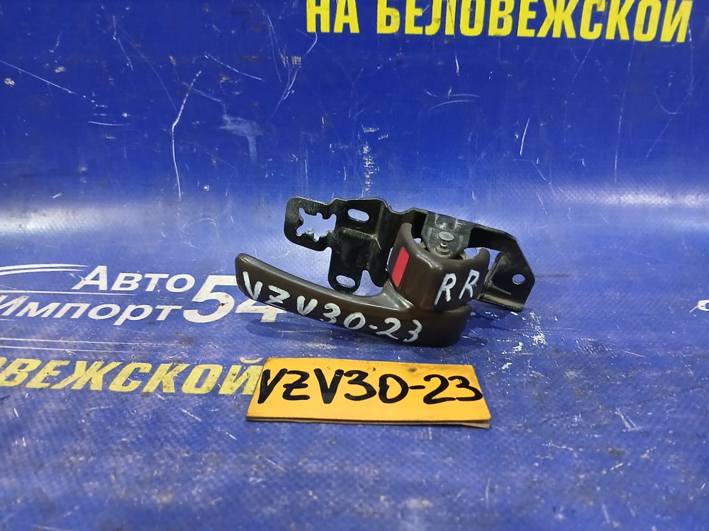 Ручка двери задней правой салонная TOYOTA CAMRY PROMINENT 1991