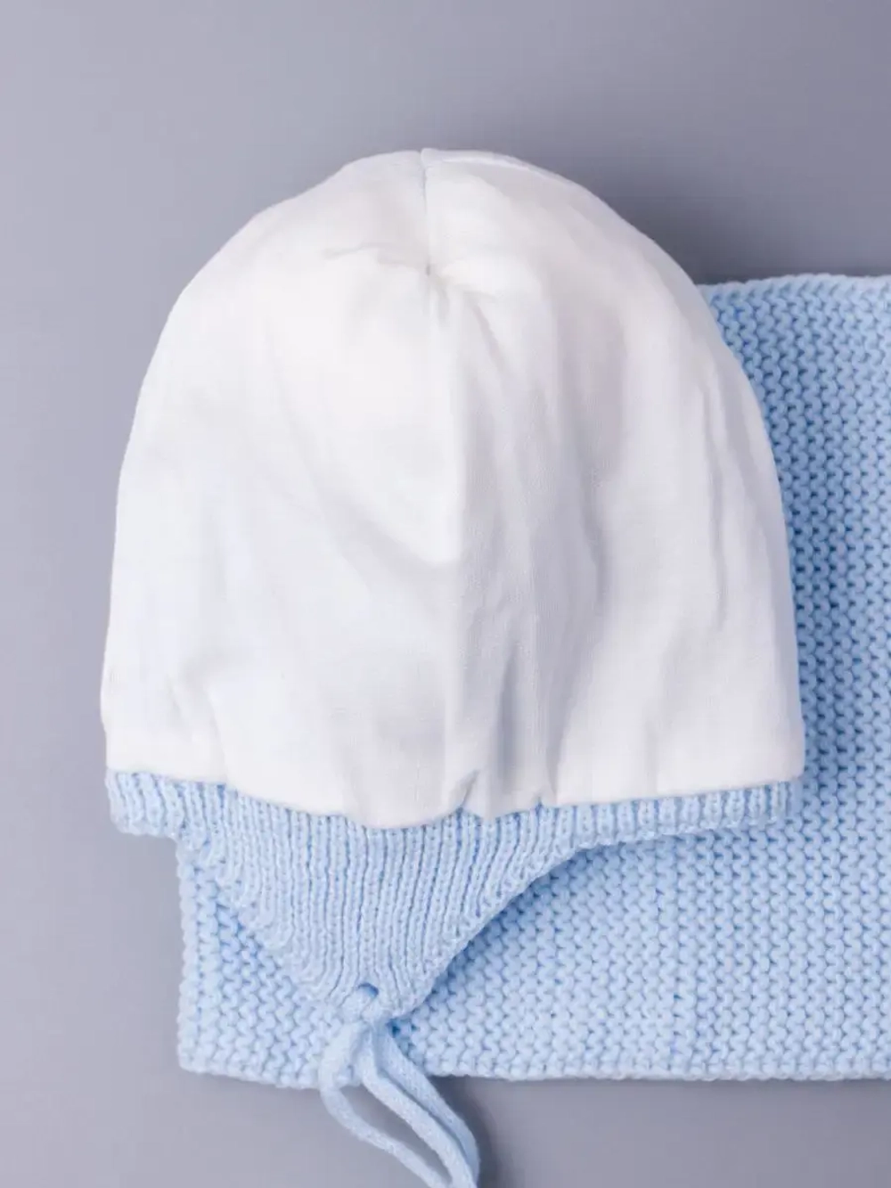 Шапка для девочки осенняя вязаная и снуд