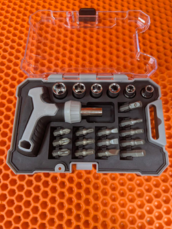 Наборы бит и торцевых головок с рукояткой 21 предмет Новые Master Hand