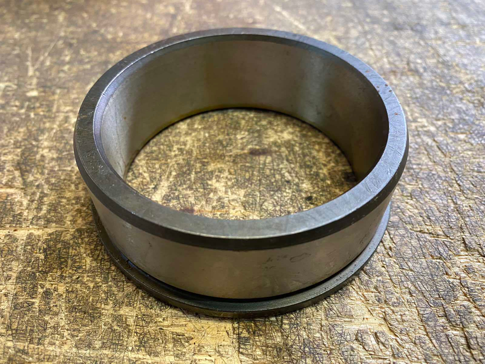 Втулка 421-46-12331