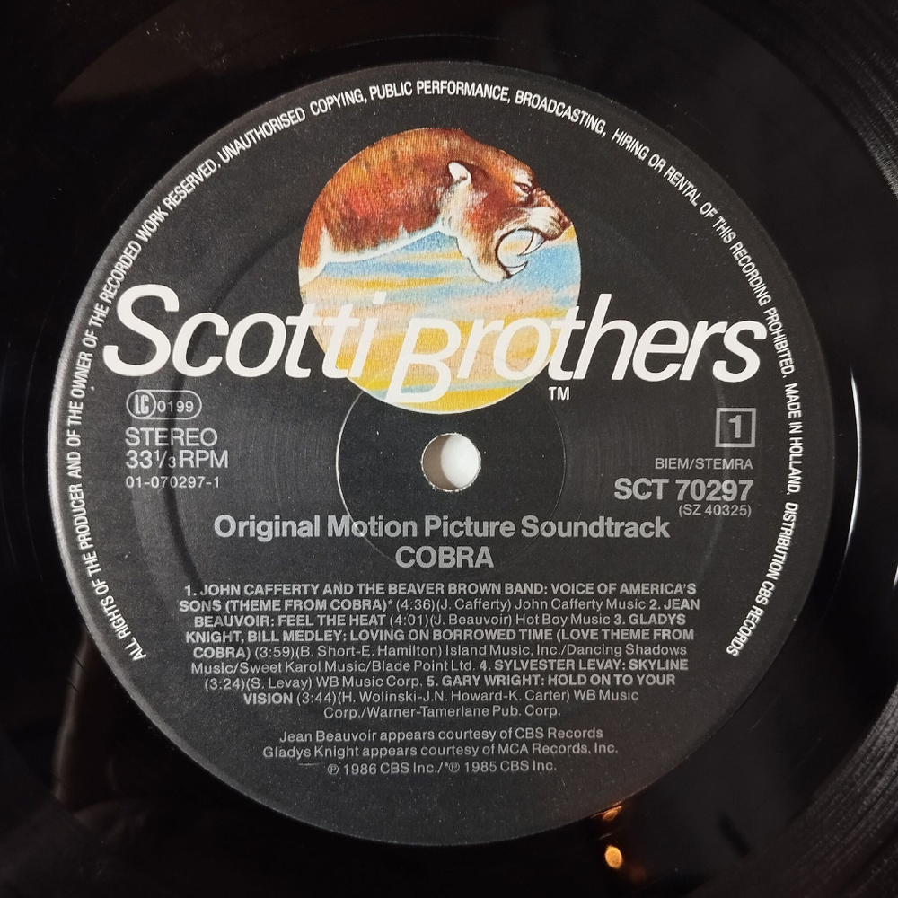 Винтажная виниловая пластинка LP Сильвестр Сталлоне Cobra (Motion Picture Soundtrack) (Holland 1986)