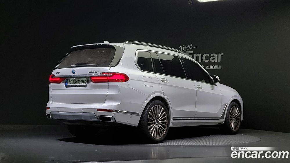 BMW X7 (G07) xDrive 40i Design Pure Excellence 7-и местный (05.2021)