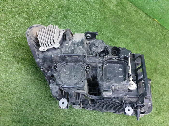 Фара левая BMW 5er G30 (2020-2023) LED