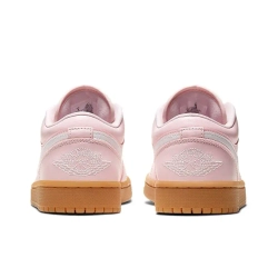 Женские кроссовки Air Jordan 1 Low 'Arctic Pink Gum' DC0774-601