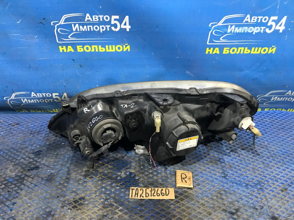 Фара передняя правая Honda AVANCIER 1999-2001