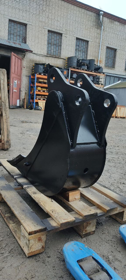 Ковш John Deere 325 шириной 350 мм 0,1 м3