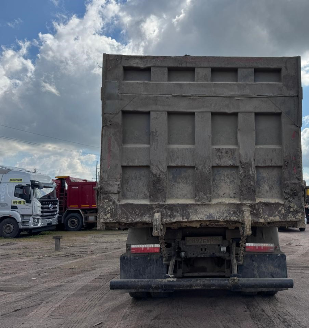 Shacman (Shaanxi) SX* 6x4 Самосвал SX33186T366 (Дизельный, 11,6 л, 375 л.с., МТ)