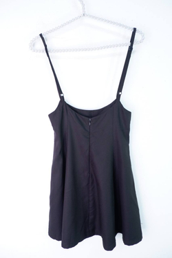 Платье приталенное, маркировка S, визуально 44 размер