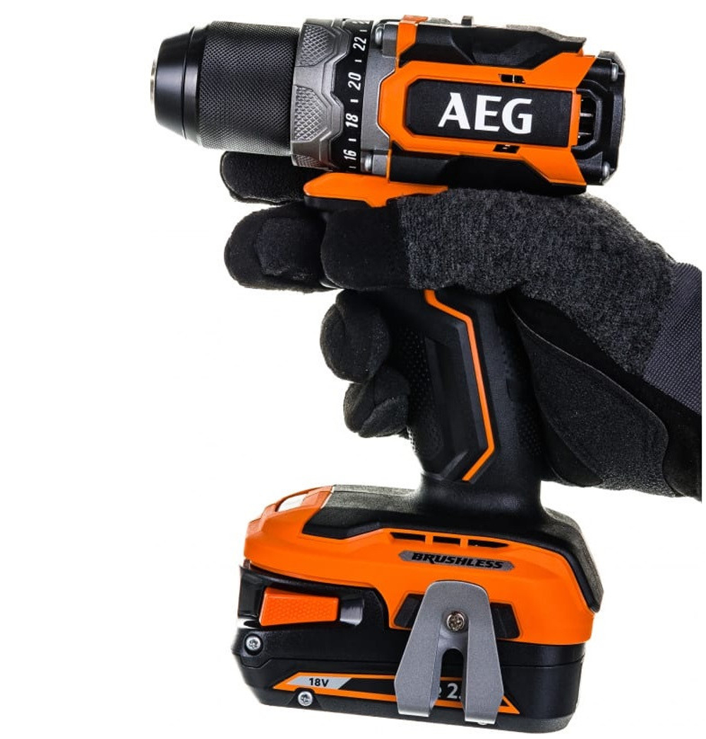 Дрель-шуруповерт AEG BS18SBL-202C 4935472277