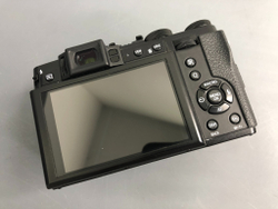 Fujifilm X30