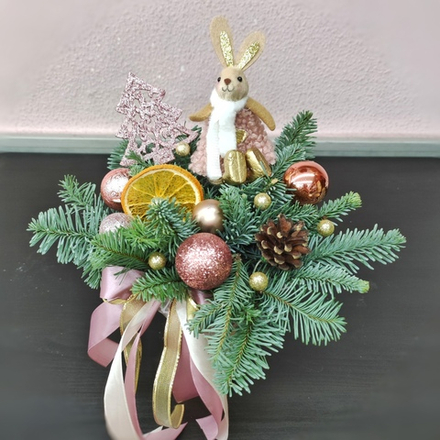 Композиция в кофейном стаканчике