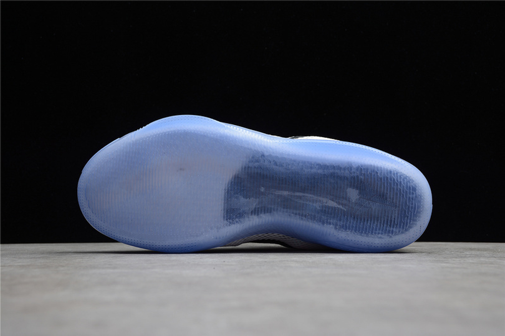 Kobe fundamentals 11 store