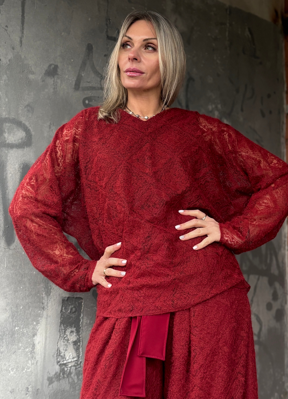 Лонг /из французского кружева на сетке