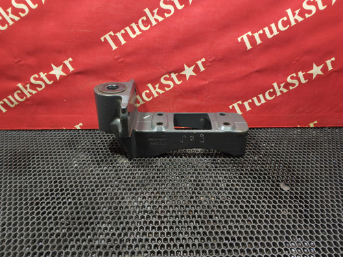 Кронштейн глушителя 2019г.