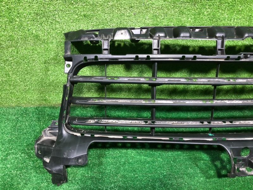Решетка переднего бампера Porsche Cayenne 3 17-23