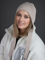 Чепчик шапка женский на завязках на осень