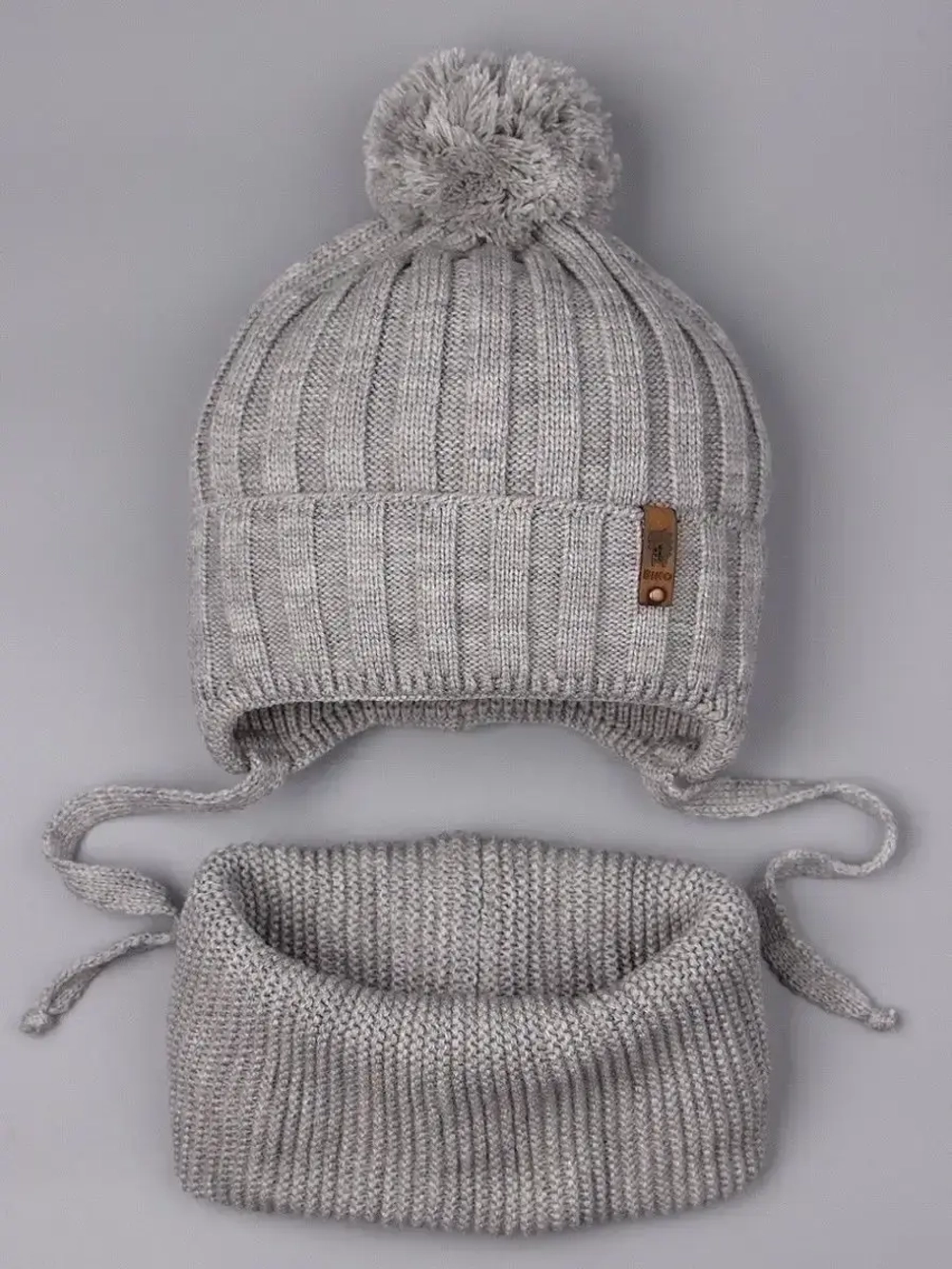 Шапка для мальчика со снудом осенняя