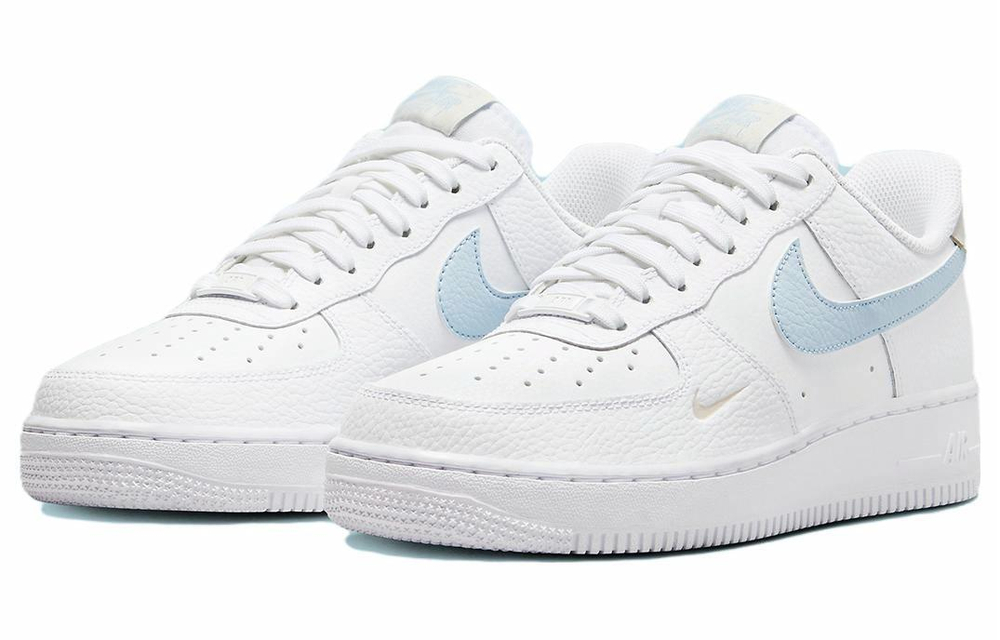Кроссовки Nike Air Force 1 (Женская размерная сетка)