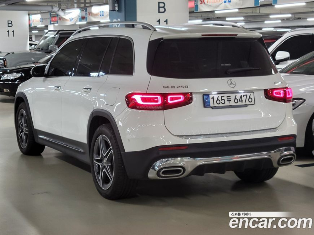Mercedes-Benz GLB-Class X247 GLB250 4MATIC (03.2021)