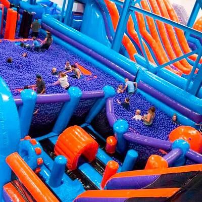 Надувной парк "Город мечты"