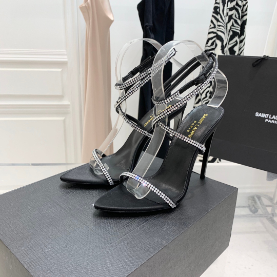 Saint Laurent Pumps
