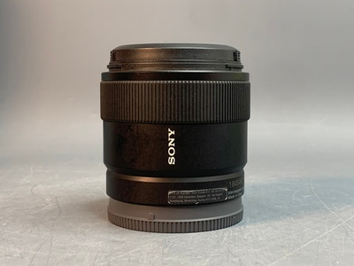 Sony E 11mm 1.8 (SEL11F18)