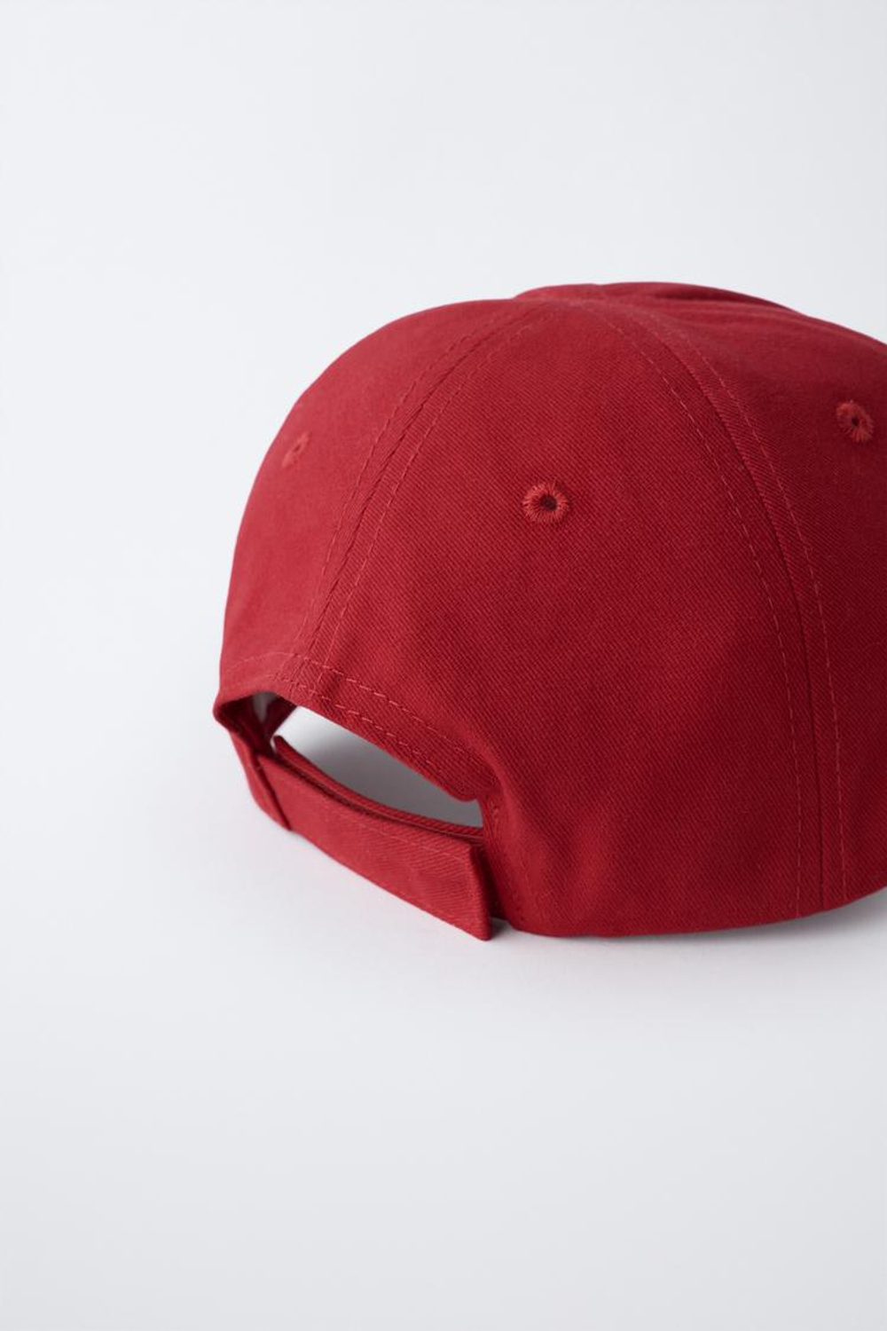 ZARA КЕПКА VARSITY, КРАСНЫЙ