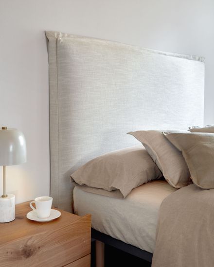 Изголовье из льняной ткани белого цвета Tanit со съемным чехлом 166 x 106 см