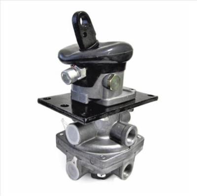 Кран а/м КАМАЗ, ЗИЛ, МАЗ тормозной 2-х секционный с рычагом (TRUCKMARK)