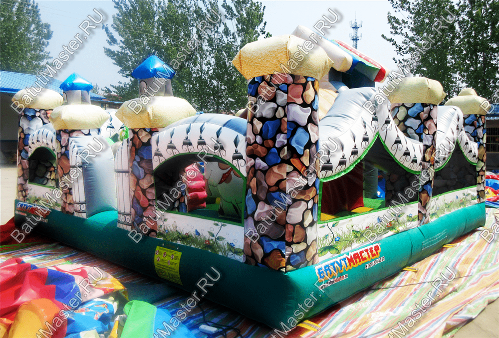 Коммерческий надувной батут "Терем" 6*6*4 м