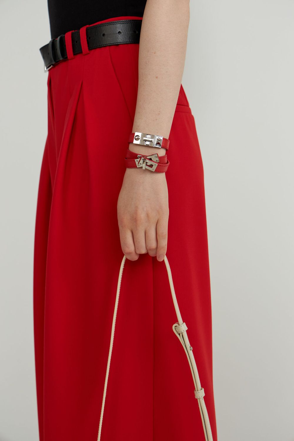 MISTRESS БРАСЛЕТ 12 RED