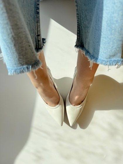 Женские туфли в бело-жемчужном цвете Hestia BIANCA