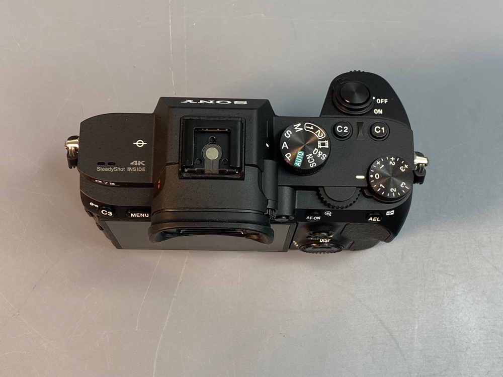 Sony A7 III 518 кадров