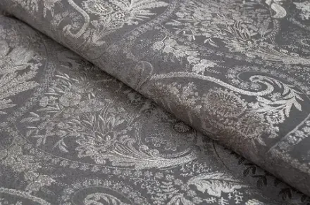 Флора Пейсли Грей