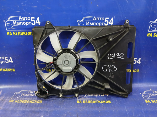 Диффузор радиатора двигателя Honda FIT 2013-2020