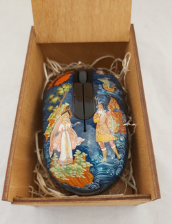 Мышь беспроводная с ручной росписью "Царевна Лебедь и богатыри морские" худ. Котова