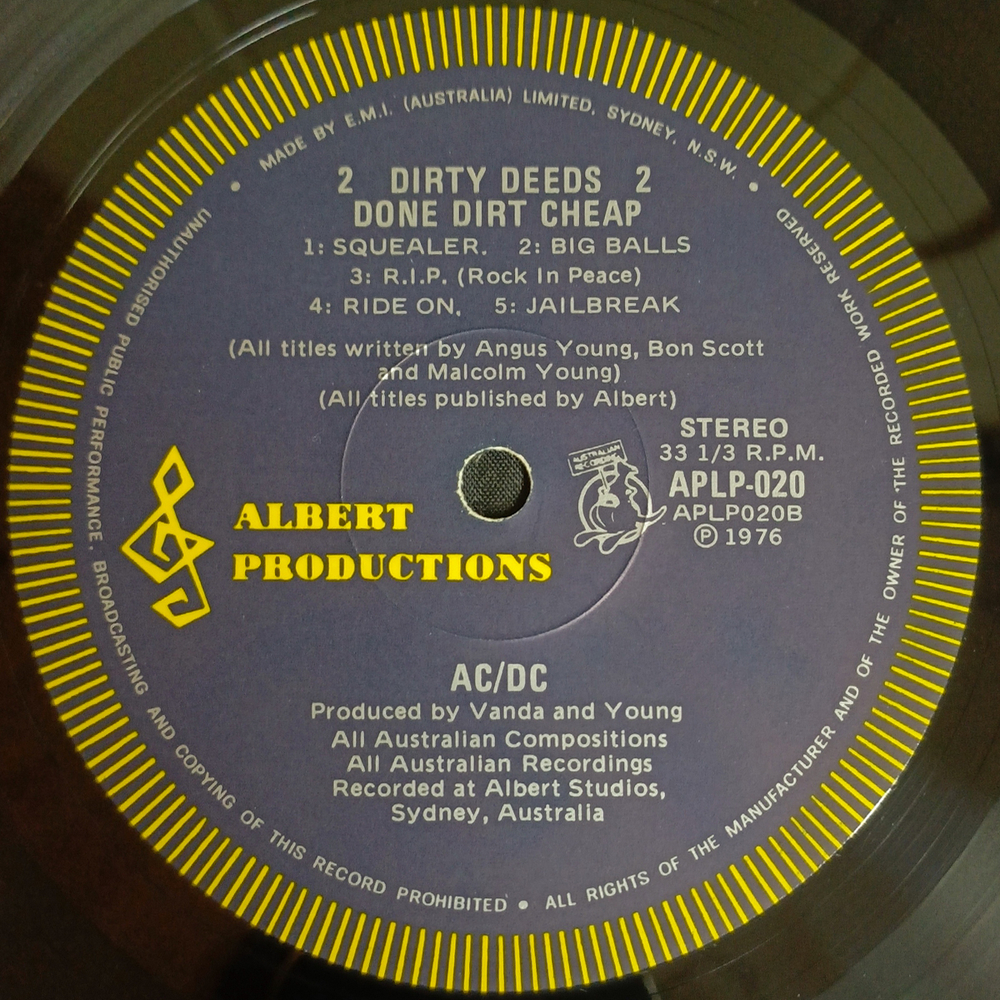 AC/DC / Dirty Deeds Done Dirt Cheap (LP)
