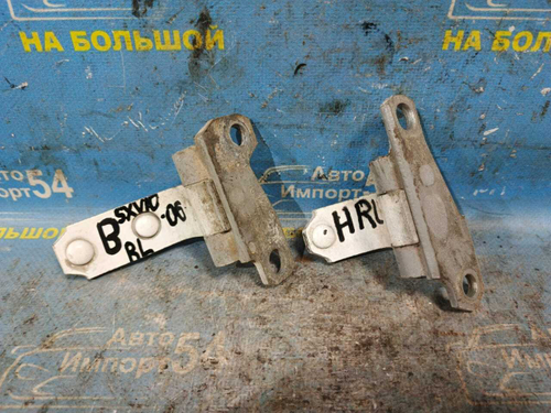 Петля двери задней правой TOYOTA CAMRY 1993