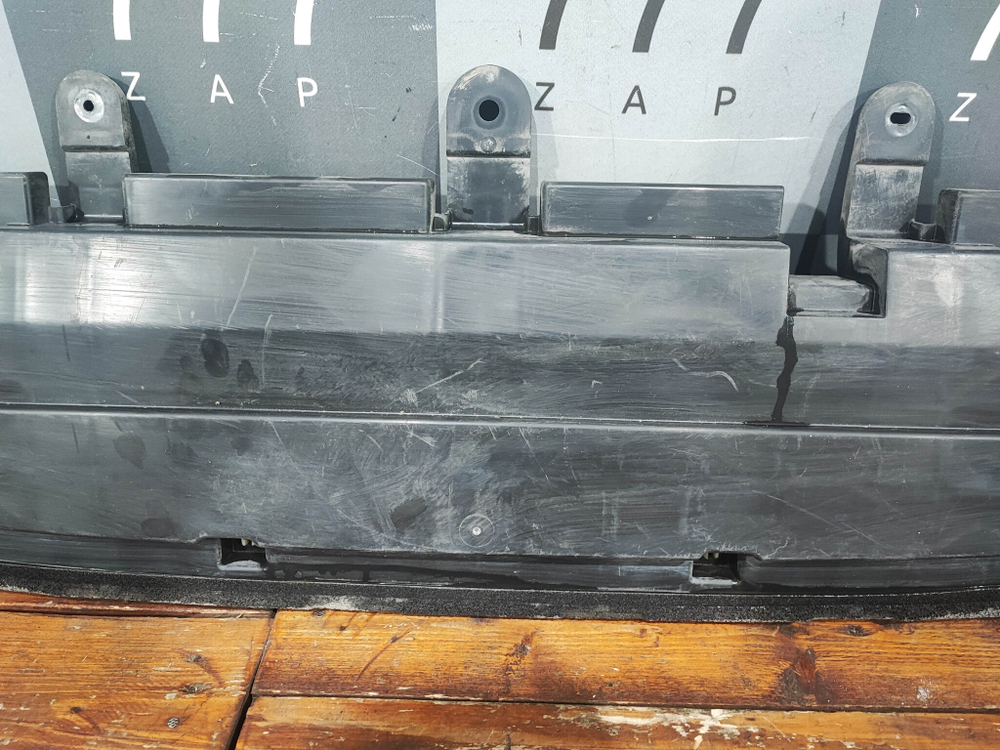 Пыльник защита переднего бампера Toyota Camry (XV70) 17-нв Б/У Оригинал 5261833060