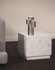 Журнальный столик Sorein из белого мрамора 50 x 50 см