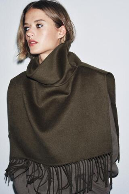 ZARA КОРОТКАЯ НАКИДКА ИЗ ШЕРСТИ С БАХРОМОЙ, ХАКИ
