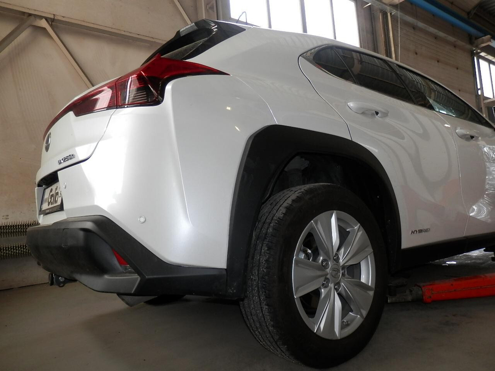 Фаркоп оцинкованный Galia L026C для LEXUS UX 200, UX 250H, SUV, 2018-(паспорт и сертификат в комплекте)(без электрики)