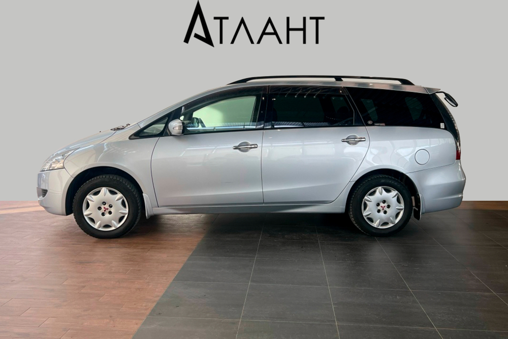 Mitsubishi Grandis, 2003 год