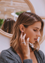 Серьги-пусеты с розовым цирконом