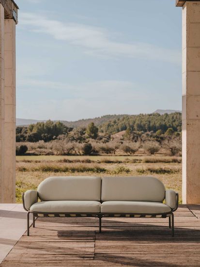 Joncols 3-местный алюминиевый диван зеленого цвета 225 см Испания 