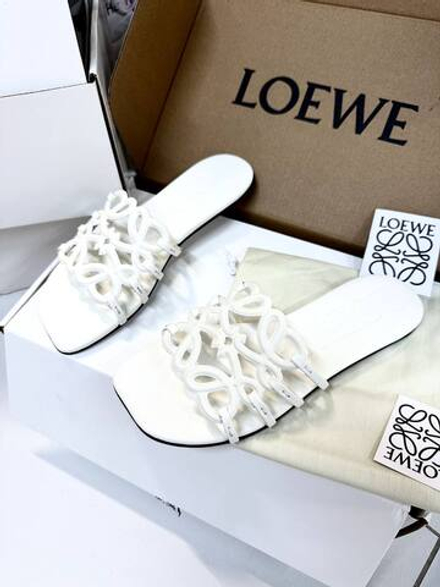 Шлепанцы Loewe