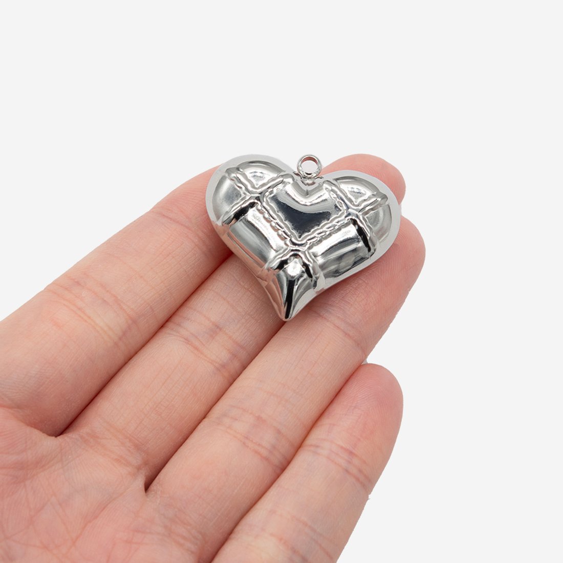 Подвеска "Пиксельное сердце" 28*30мм, сталь без покрытия