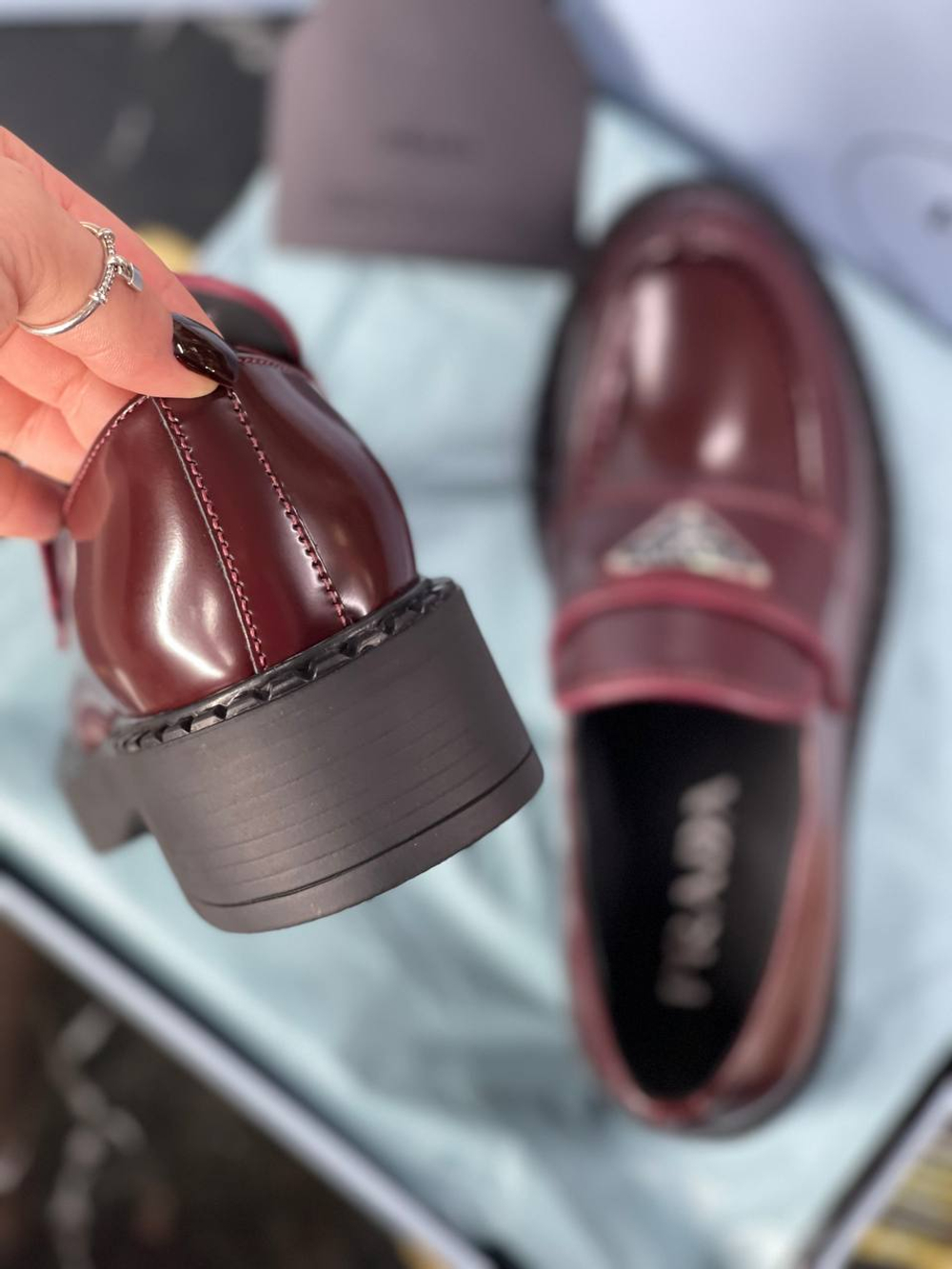 Лоферы Prada